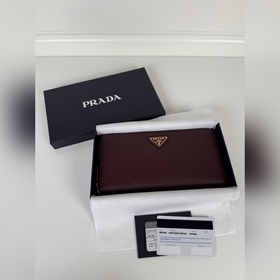Кошелек PRADA с поперечным зерном и од