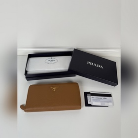 Кожаный кошелек PRADA с оленьим узором