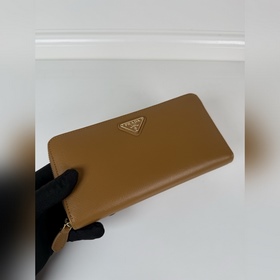 Кошелек PRADA с односторонней застежко