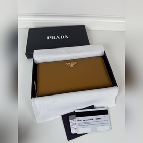 Кошелек PRADA с односторонней застежко