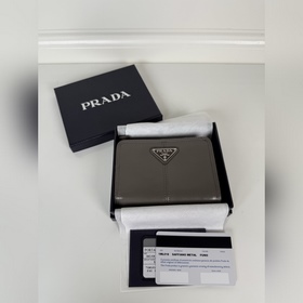 Кожаный кошелек PRADA из серой телячье
