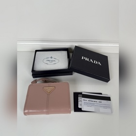 Короткий кожаный кошелек PRADA из теля