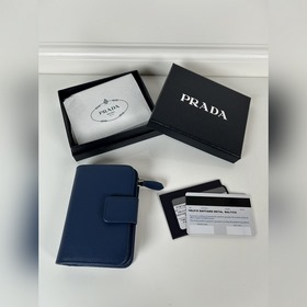 Женский компактный кошелек PRADA с выш