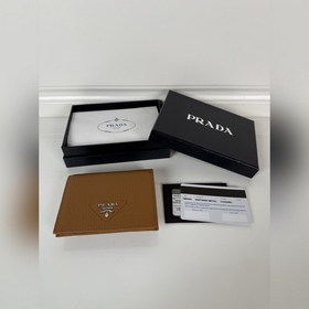 Женский кошелек PRADA с двумя складкам