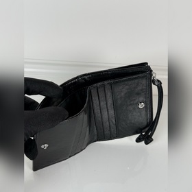 Универсальный компактный кошелек PRADA
