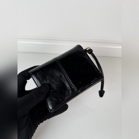 Женский кошелек PRADA с двумя складкам