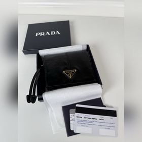 Женский кошелек PRADA с двумя складкам