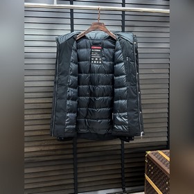 Prada 25 Осень/Зима Модная куртка с ка