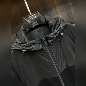Prada 2026 Новинка Дизайнерская пухова