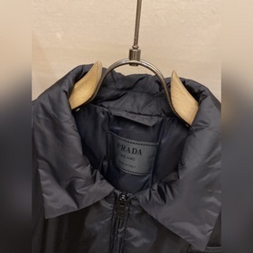 Универсальная куртка Prada с минималис