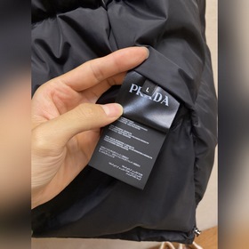 Универсальная куртка Prada с минималис