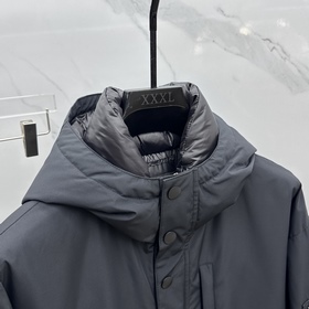 Мужская куртка с капюшоном Prada, осен