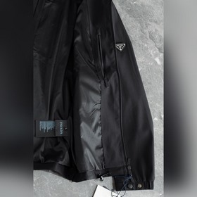 Коллекция Prada осень/зима 2026： новей