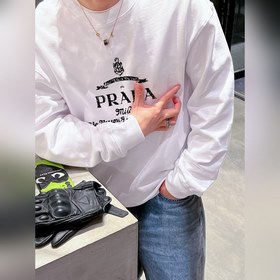 Официальный сайт Prada Новинка： двухсл