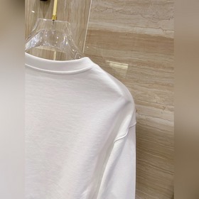 Официальный сайт Prada Новинка： двухсл