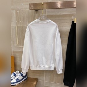 Официальный сайт Prada Новинка： двухсл