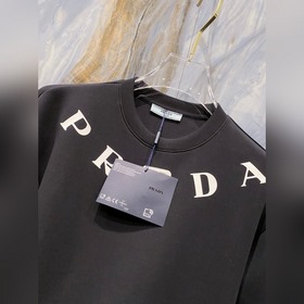 Коллекция PRADA 2026 осень/зима. Худи 
