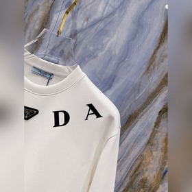 Коллекция PRADA 2026 осень/зима Худи с