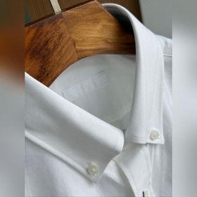 Бестселлер PRADA Эта рубашка, в которо