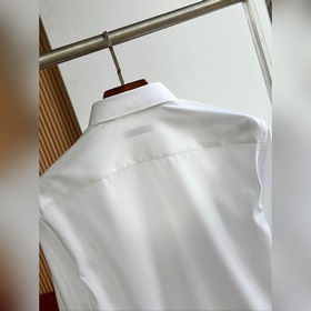 PRADA. 25-летняя аутентичная мужская м