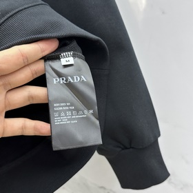 Prada 2026 Осень/Зима Новая толстовка 