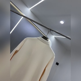Коллекция Prada Осень/Зима 2026 Пулове