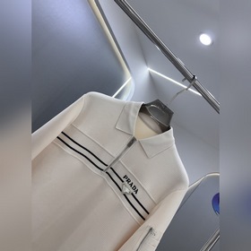 Коллекция Prada Осень/Зима 2026 Пулове
