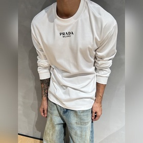 Prada 2026 Pre-Fall Collection Футболк
