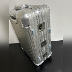 RIMOWA 1 Глобальная ограниченная серия