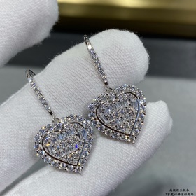 9 2 5 7600210 Tiffany & Co. Серьги с б
