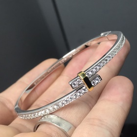 Браслет Tiffany & Co. Новый браслет ED