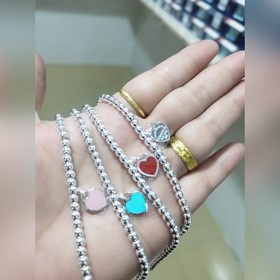 Колье с эмалевым кулоном в форме сердц