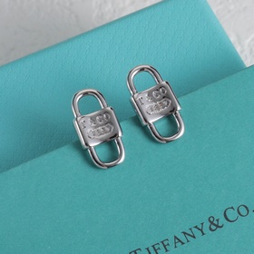 Набор Tiffany： колье, браслет и серьги