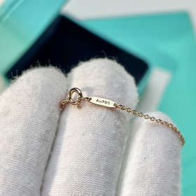 Колье с подвеской Tiffany Victoria Key