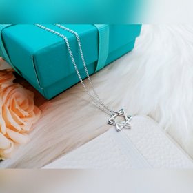 Ожерелье Tiffany с шестиугольной звезд