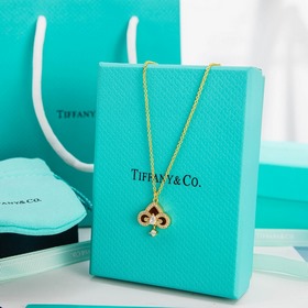 Tiffany & Co. Колье с кулоном виде клю