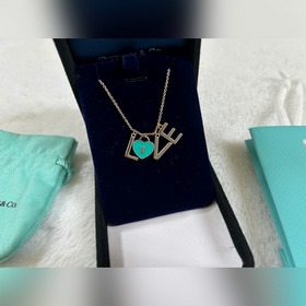 Колье Tiffany LOVE Heart с эмалью, зол