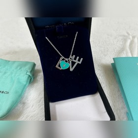 Колье Tiffany LOVE Heart с эмалью, зол