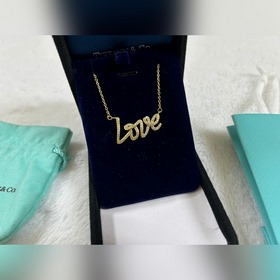 Колье Tiffany Love Full Diamond Letter