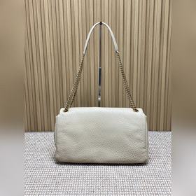 Milk Tea Shade YSL New Calypso отличае