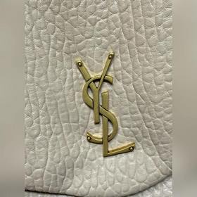 Milk Tea Shade YSL New Calypso отличае