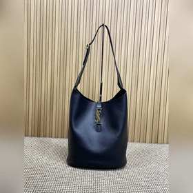 Большая сумка через плечо YSL Hobo. Зе