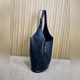 Большая сумка через плечо YSL Hobo. Зе