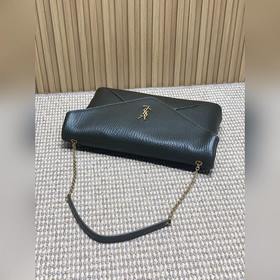 Представляем новую сумку YSL в форме к