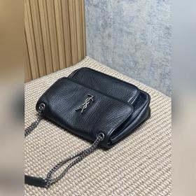 Новая сумка Niki от YSL – элегантная, 