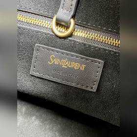 Сумка YSL Y Shopping Bag пользуется по