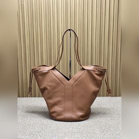 Сумка YSL Y Shopping Bag пользуется по