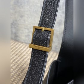 Новая мини-сумка YSL просто очаровател