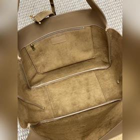 Новая сумка YSL из замши цвета карамел