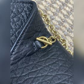 Calypso New Mini Chain Bag – это уника